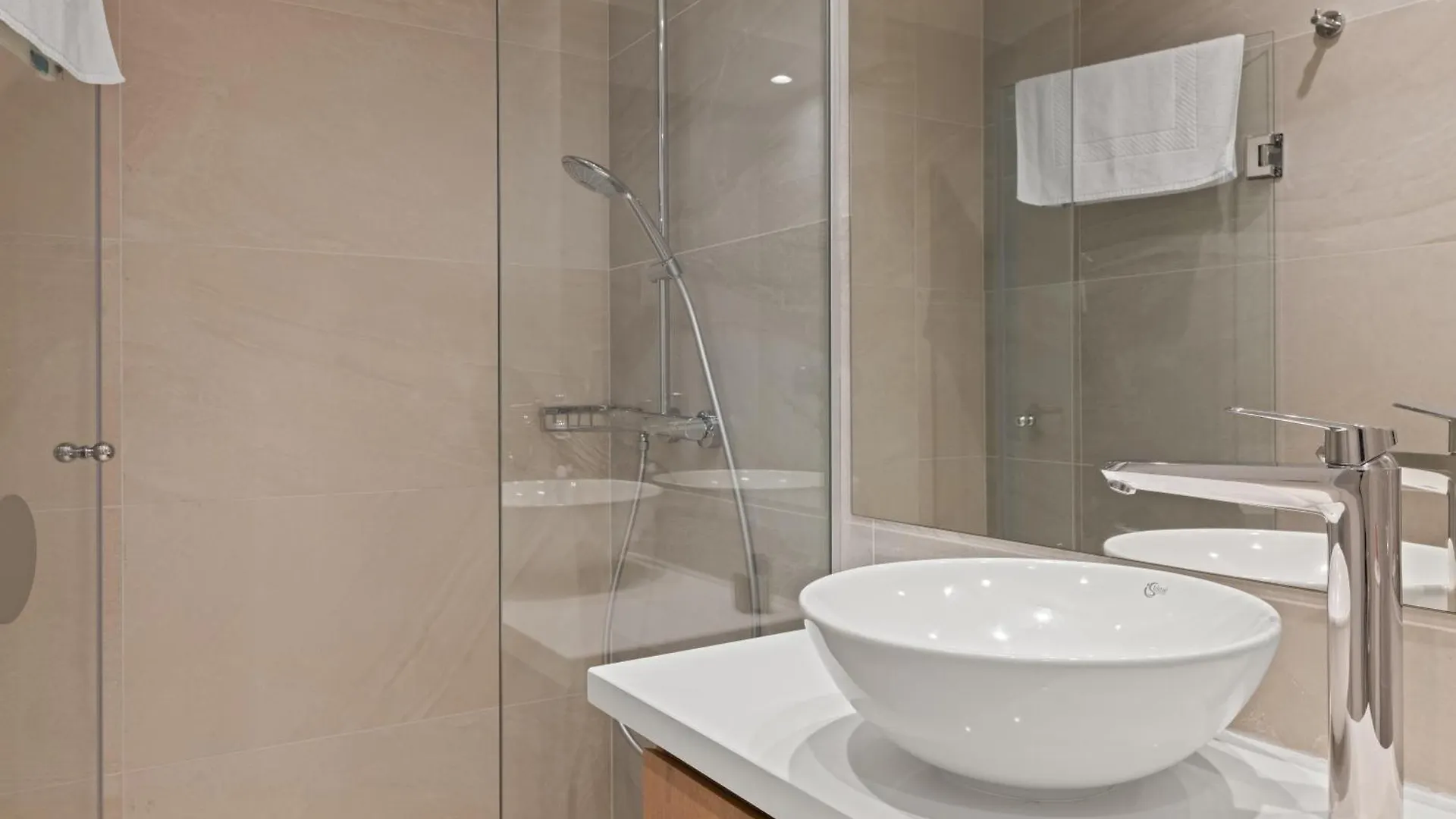 Serenity Waves Villa 5 Larnaca Cypern